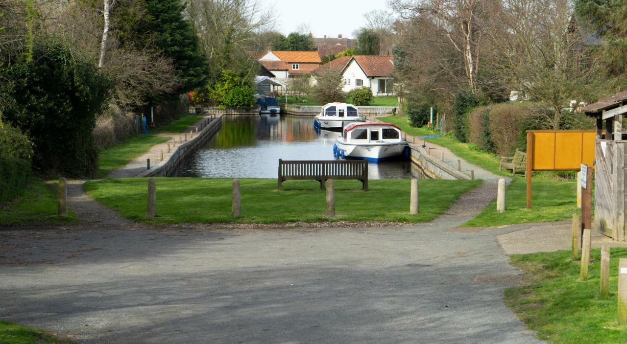 Regency Guest House Neatishead Esterno foto